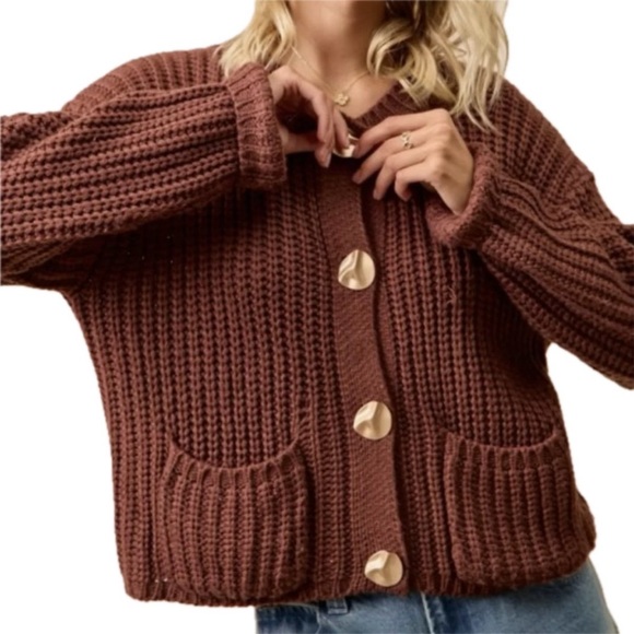 Cozy Chunky Knit Brown Cardigan – Fall Layering | BiBi | Medium - Picture 9 of 9